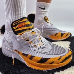 NIKE ZOOMX VAPORFLY NEXT% 2 MEN'S ROAD RACING SHOE SNEAKER - M7/W8.5